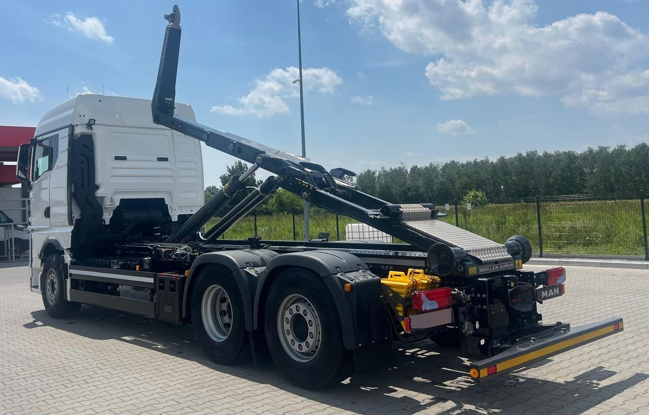 MAN TGX 26.520 6x2 Abrollkipper MEILLER RS 21.70 - شاحنة ذات الخطاف: صور 5 MAN TGX 26.520 6x2 Abrollkipper MEILLER RS 21.70 - شاحنة ذات الخطاف: صور 5