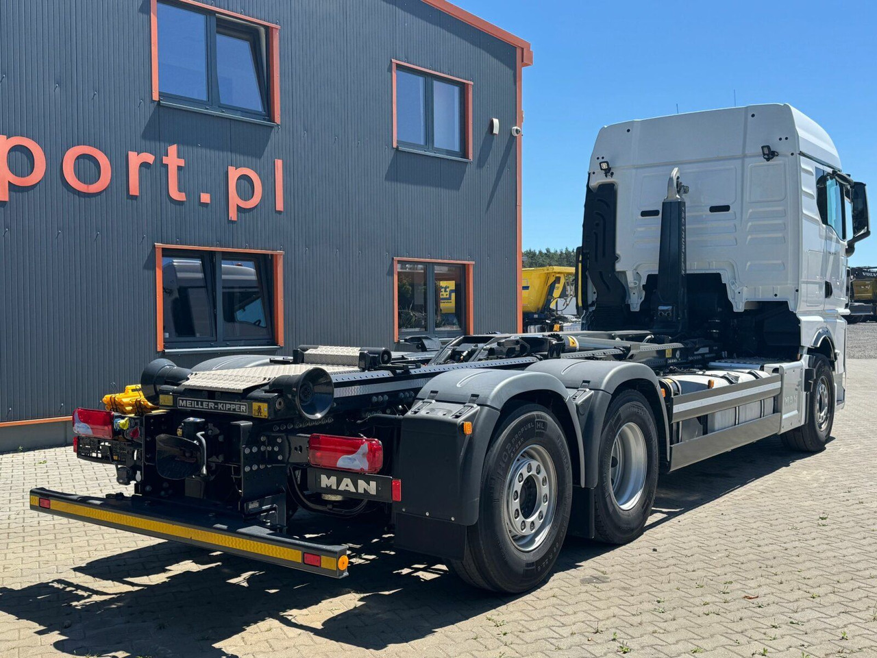 MAN TGX 26.520 6x2 Abrollkipper MEILLER RS 21.70 - شاحنة ذات الخطاف: صور 5 MAN TGX 26.520 6x2 Abrollkipper MEILLER RS 21.70 - شاحنة ذات الخطاف: صور 5