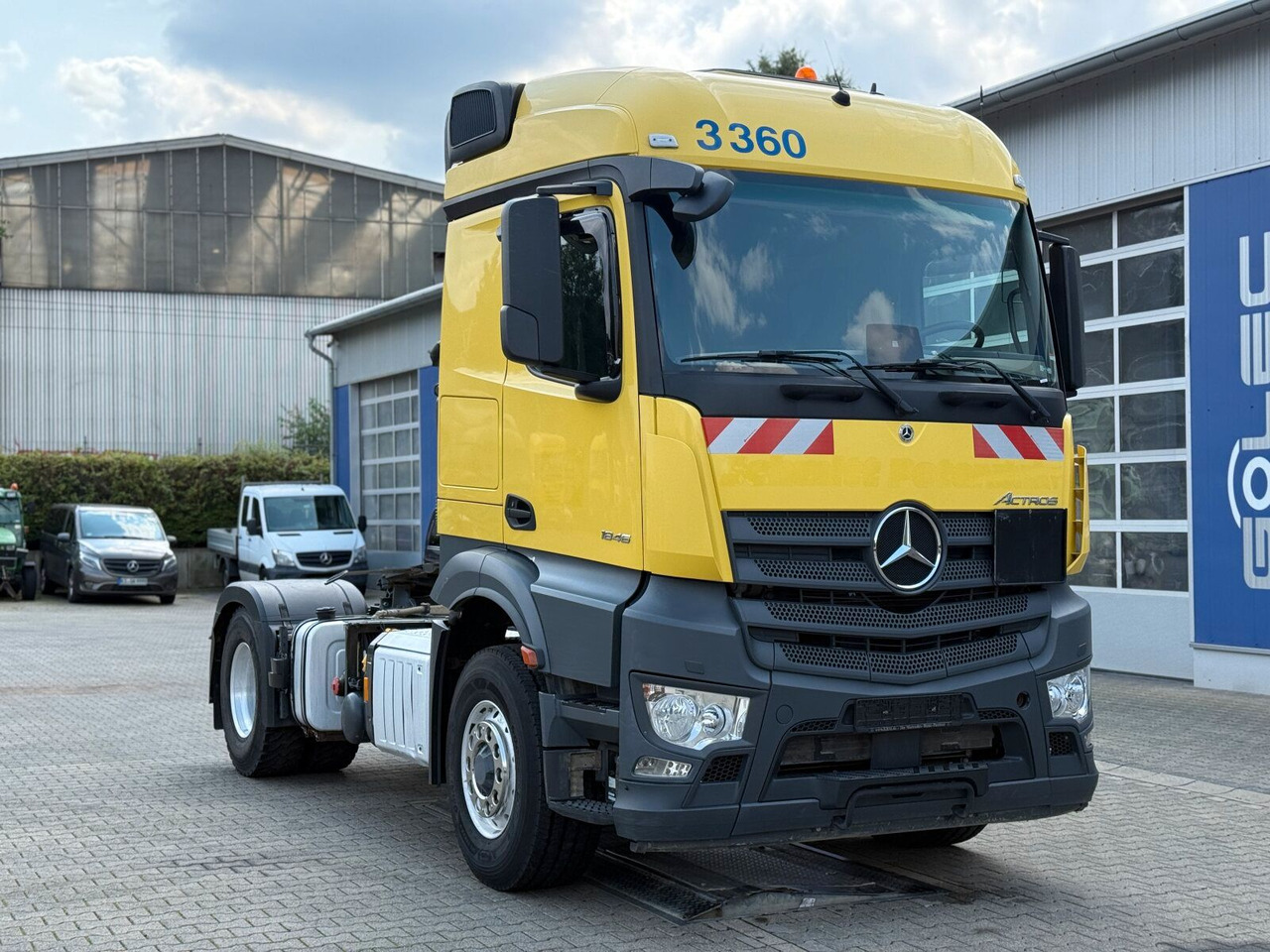Mercedes-Benz ACTROS 1846 4x4 HAD Eur 6 Kipphydraulik Retarder - شاحنة جرار: صور 1 Mercedes-Benz ACTROS 1846 4x4 HAD Eur 6 Kipphydraulik Retarder - شاحنة جرار: صور 1