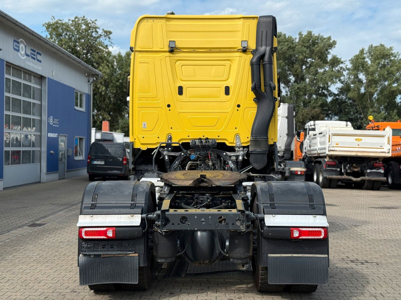 Mercedes-Benz ACTROS 1846 4x4 HAD Eur 6 Kipphydraulik Retarder - شاحنة جرار: صور 5 Mercedes-Benz ACTROS 1846 4x4 HAD Eur 6 Kipphydraulik Retarder - شاحنة جرار: صور 5