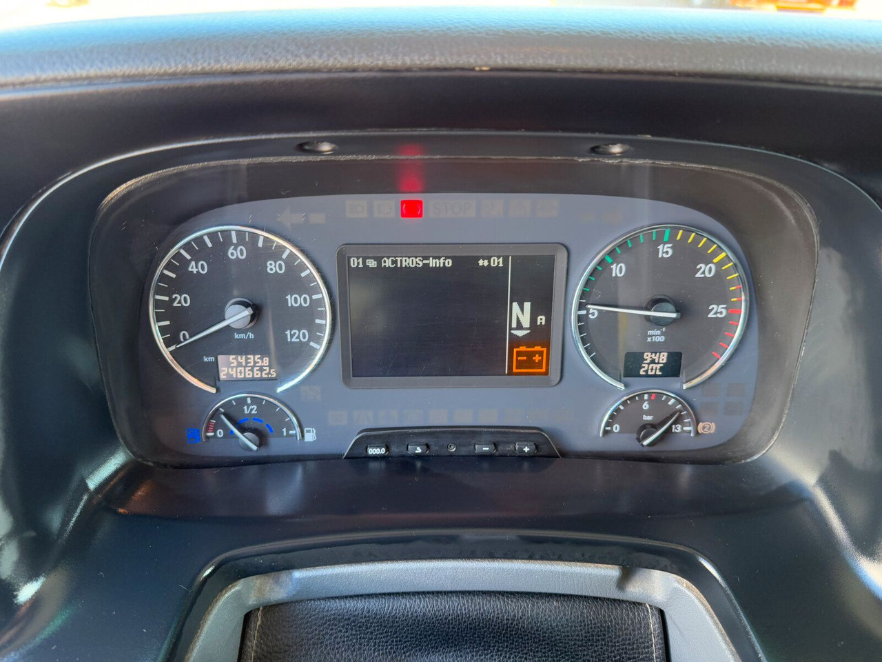 تأجير  Mercedes-Benz ACTROS 2044 4x4 Kipper Kran ATLAS 65.2 A2L Mercedes-Benz ACTROS 2044 4x4 Kipper Kran ATLAS 65.2 A2L: صور 16