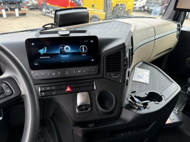 Mercedes-Benz ACTROS 2543 6x2 Wechselaufbau BDF AHK 2 Betten - شاحنات الحاويات/ جسم علوي قابل للتغيير شاحنة: صور 3 Mercedes-Benz ACTROS 2543 6x2 Wechselaufbau BDF AHK 2 Betten - شاحنات الحاويات/ جسم علوي قابل للتغيير شاحنة: صور 3