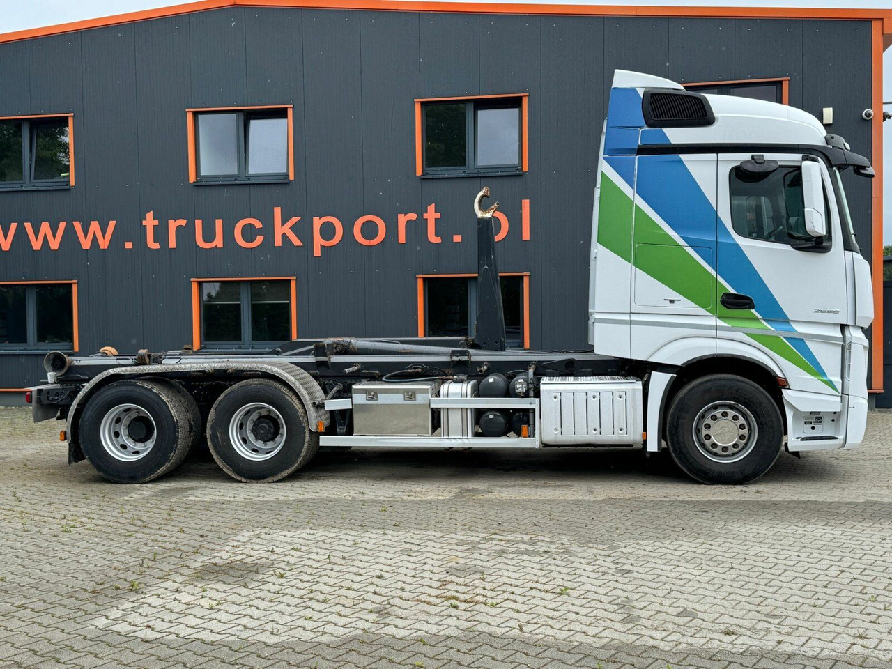 Mercedes-Benz ACTROS 2658 6x2 Abrollkipper MEILLER RK 26.67K - شاحنة ذات الخطاف: صور 4 Mercedes-Benz ACTROS 2658 6x2 Abrollkipper MEILLER RK 26.67K - شاحنة ذات الخطاف: صور 4