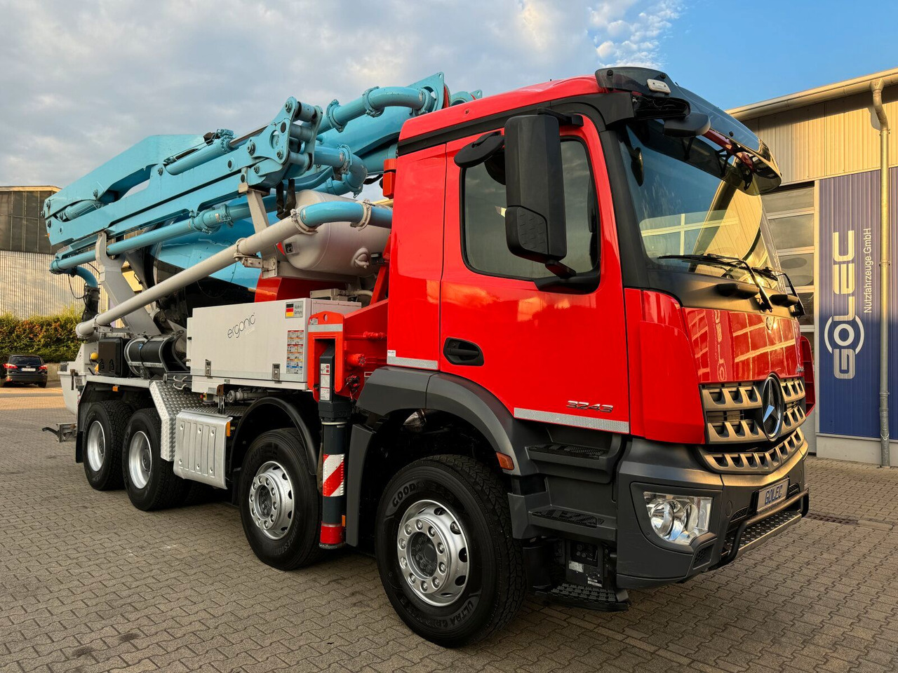 Mercedes-Benz AROCS 3243 8x4 Euro 6 Pumi Putzmeister TMM 24-3 - شاحنة خلاطة خرسانة: صور 1 Mercedes-Benz AROCS 3243 8x4 Euro 6 Pumi Putzmeister TMM 24-3 - شاحنة خلاطة خرسانة: صور 1
