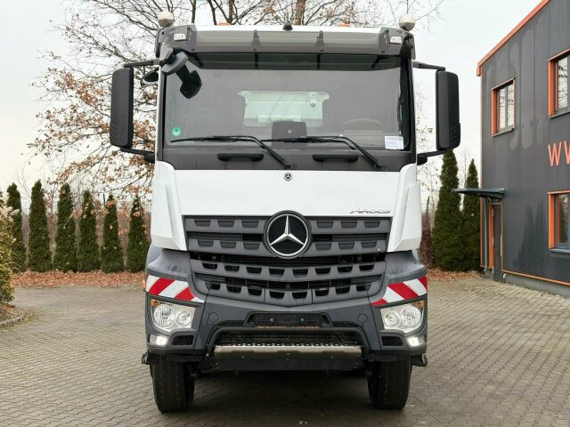 Mercedes-Benz AROCS 4145 8x8 Meiller Muldenkipper - قلابات: صور 2 Mercedes-Benz AROCS 4145 8x8 Meiller Muldenkipper - قلابات: صور 2