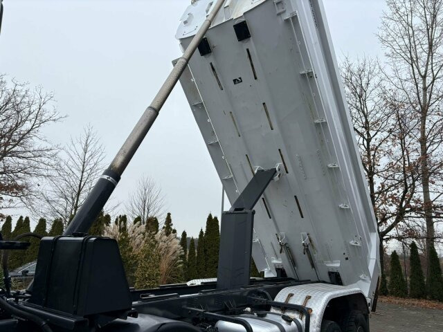 Mercedes-Benz AROCS 4145 8x8 Meiller Muldenkipper - قلابات: صور 4 Mercedes-Benz AROCS 4145 8x8 Meiller Muldenkipper - قلابات: صور 4
