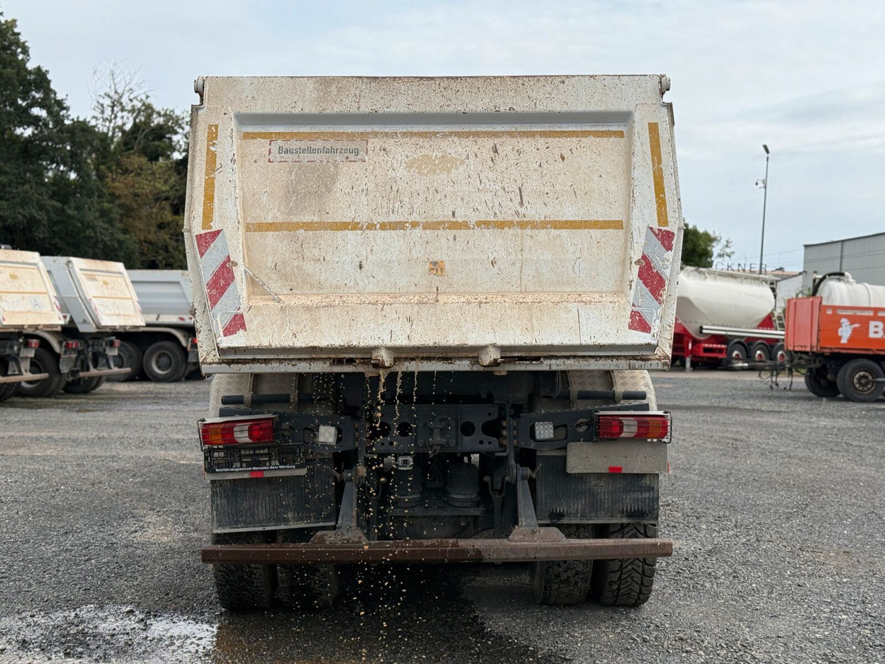 Mercedes-Benz AROCS 4145 8x8 Meiller Muldenkipper - شاحنات قابلة للفك شاحنة: صور 5 Mercedes-Benz AROCS 4145 8x8 Meiller Muldenkipper - شاحنات قابلة للفك شاحنة: صور 5