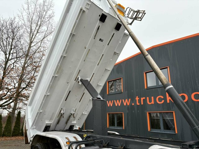 Mercedes-Benz AROCS 4145 8x8 Meiller Muldenkipper - قلابات: صور 3 Mercedes-Benz AROCS 4145 8x8 Meiller Muldenkipper - قلابات: صور 3