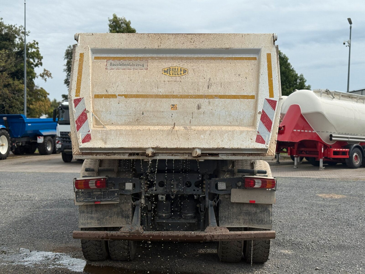 Mercedes-Benz AROCS 4145 8x8 Meiller Muldenkipper - شاحنات قابلة للفك شاحنة: صور 4 Mercedes-Benz AROCS 4145 8x8 Meiller Muldenkipper - شاحنات قابلة للفك شاحنة: صور 4