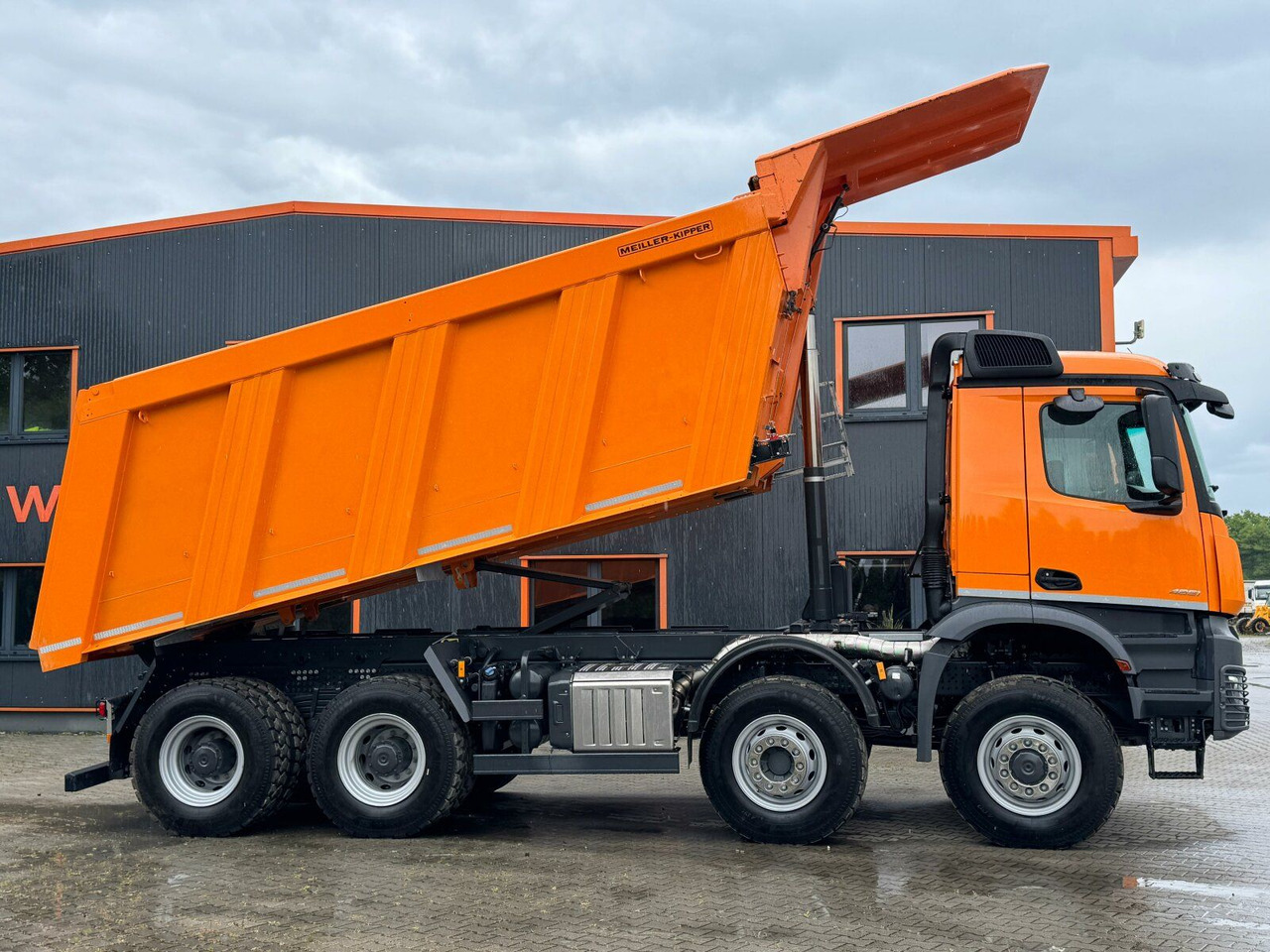 تأجير  Mercedes-Benz AROCS 4851 8x6 Euro 6 Gesteinkipper MEILLER Mercedes-Benz AROCS 4851 8x6 Euro 6 Gesteinkipper MEILLER: صور 8