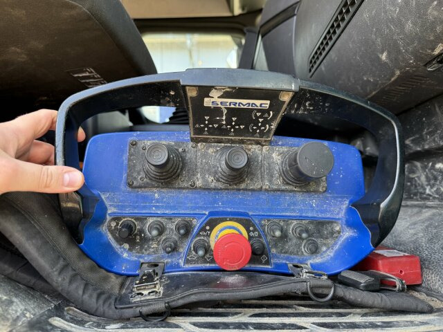 Mercedes-Benz AROCS 5051 10x6 Euro 6 Betonpumpe SERMAC 6RZ56 - مضخة خرسانة: صور 5 Mercedes-Benz AROCS 5051 10x6 Euro 6 Betonpumpe SERMAC 6RZ56 - مضخة خرسانة: صور 5