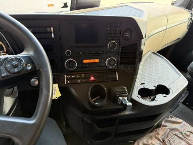 Mercedes-Benz Actros 1845 SZM 4x2 Retarder Kipph. - شاحنة جرار: صور 2 Mercedes-Benz Actros 1845 SZM 4x2 Retarder Kipph. - شاحنة جرار: صور 2