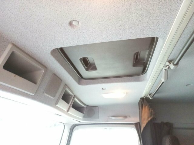 Mercedes-Benz Actros 1846 4x2 Euro 5 Retarder Kipphydraulik - شاحنة جرار: صور 5 Mercedes-Benz Actros 1846 4x2 Euro 5 Retarder Kipphydraulik - شاحنة جرار: صور 5