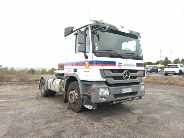 Mercedes-Benz Actros 1846 4x2 Euro 5 Retarder Kipphydraulik - شاحنة جرار: صور 1 Mercedes-Benz Actros 1846 4x2 Euro 5 Retarder Kipphydraulik - شاحنة جرار: صور 1