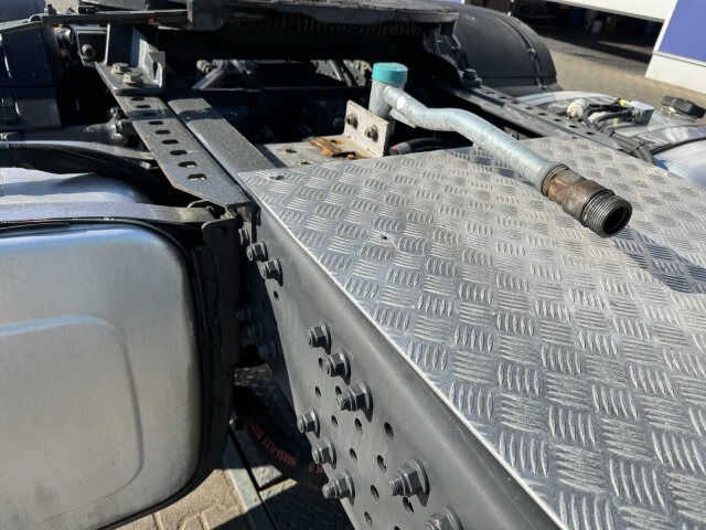 شاحنة جرار Mercedes-Benz Antos 2136 4x2 SZM Retarder Kipphyd.: صور 14