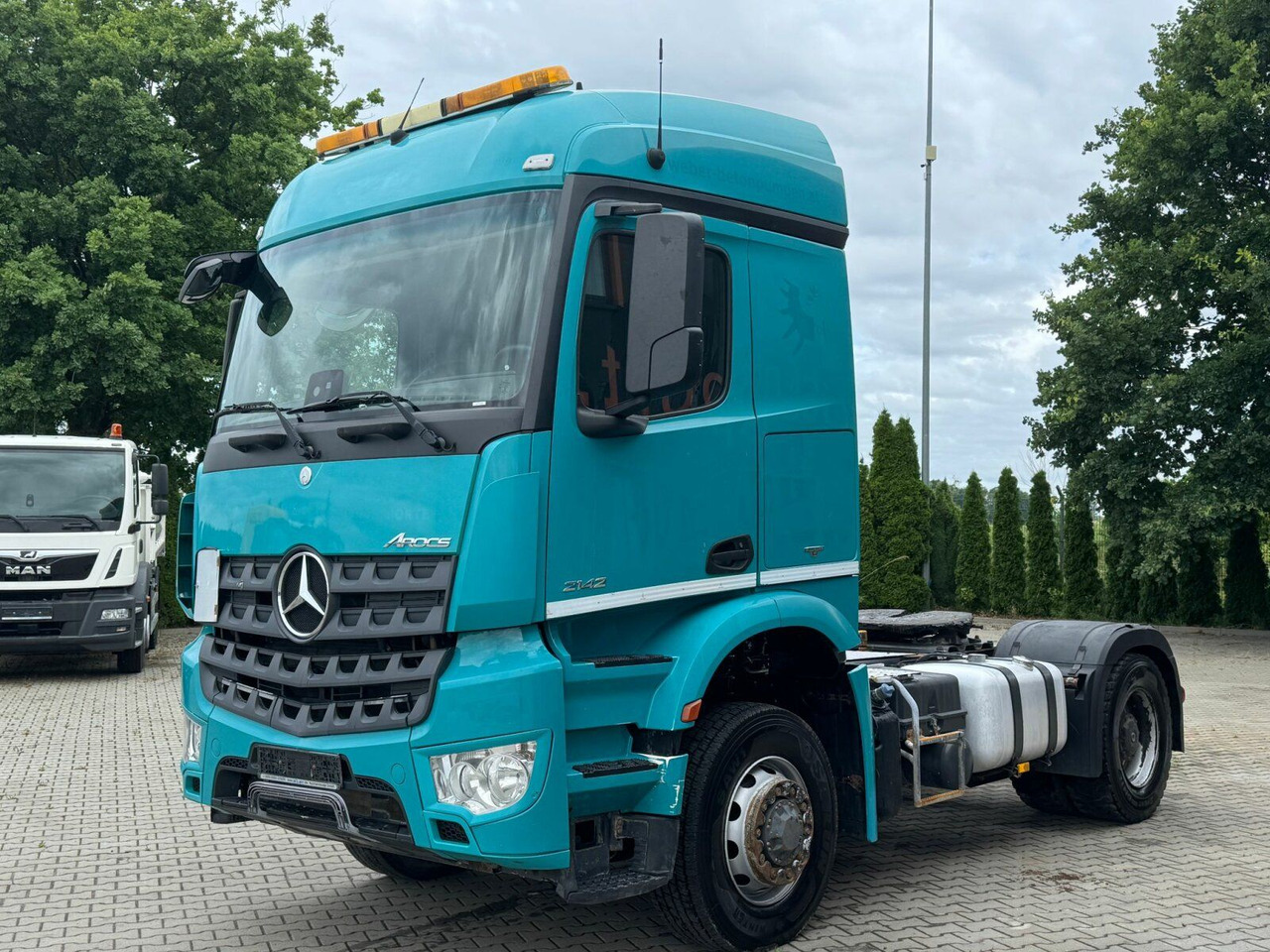 Mercedes-Benz Arocs 2142 4x4H SZM Euro 6 Kipphydraulik - شاحنة جرار: صور 2 Mercedes-Benz Arocs 2142 4x4H SZM Euro 6 Kipphydraulik - شاحنة جرار: صور 2