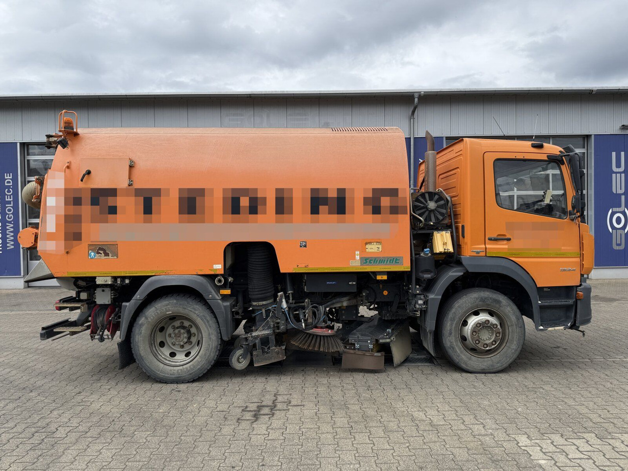 Mercedes-Benz Atego 1324 4x2 Kehrmaschine Schmidt SKF S7B 7 m³ - سياره كنس شوارع: صور 2 Mercedes-Benz Atego 1324 4x2 Kehrmaschine Schmidt SKF S7B 7 m³ - سياره كنس شوارع: صور 2
