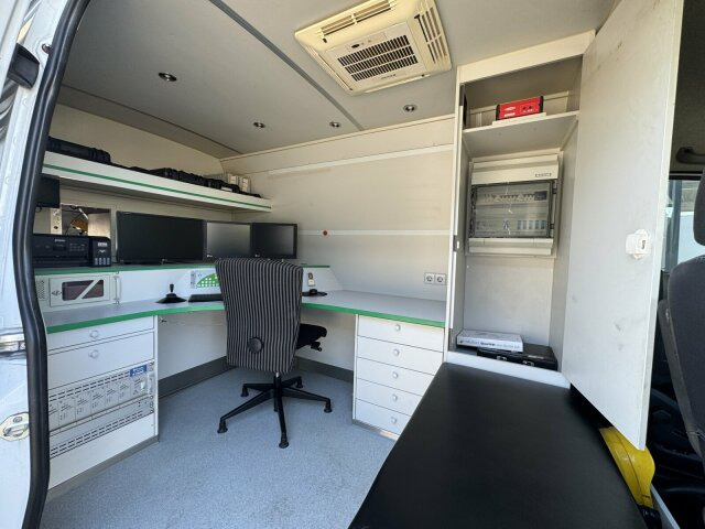 Mercedes-Benz Sprinter MB TV-Fzg mit Rausch Inspektion Einheit - فراغ شاحنة: صور 5 Mercedes-Benz Sprinter MB TV-Fzg mit Rausch Inspektion Einheit - فراغ شاحنة: صور 5