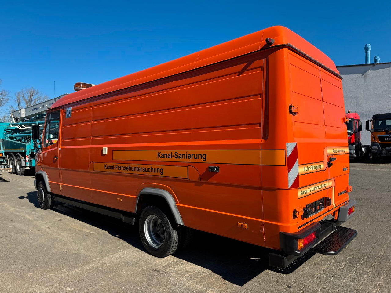 Mercedes-Benz Vario 614D TV Inspektionsanl RCA RAUSCH ELKA 600 - فراغ شاحنة: صور 5 Mercedes-Benz Vario 614D TV Inspektionsanl RCA RAUSCH ELKA 600 - فراغ شاحنة: صور 5