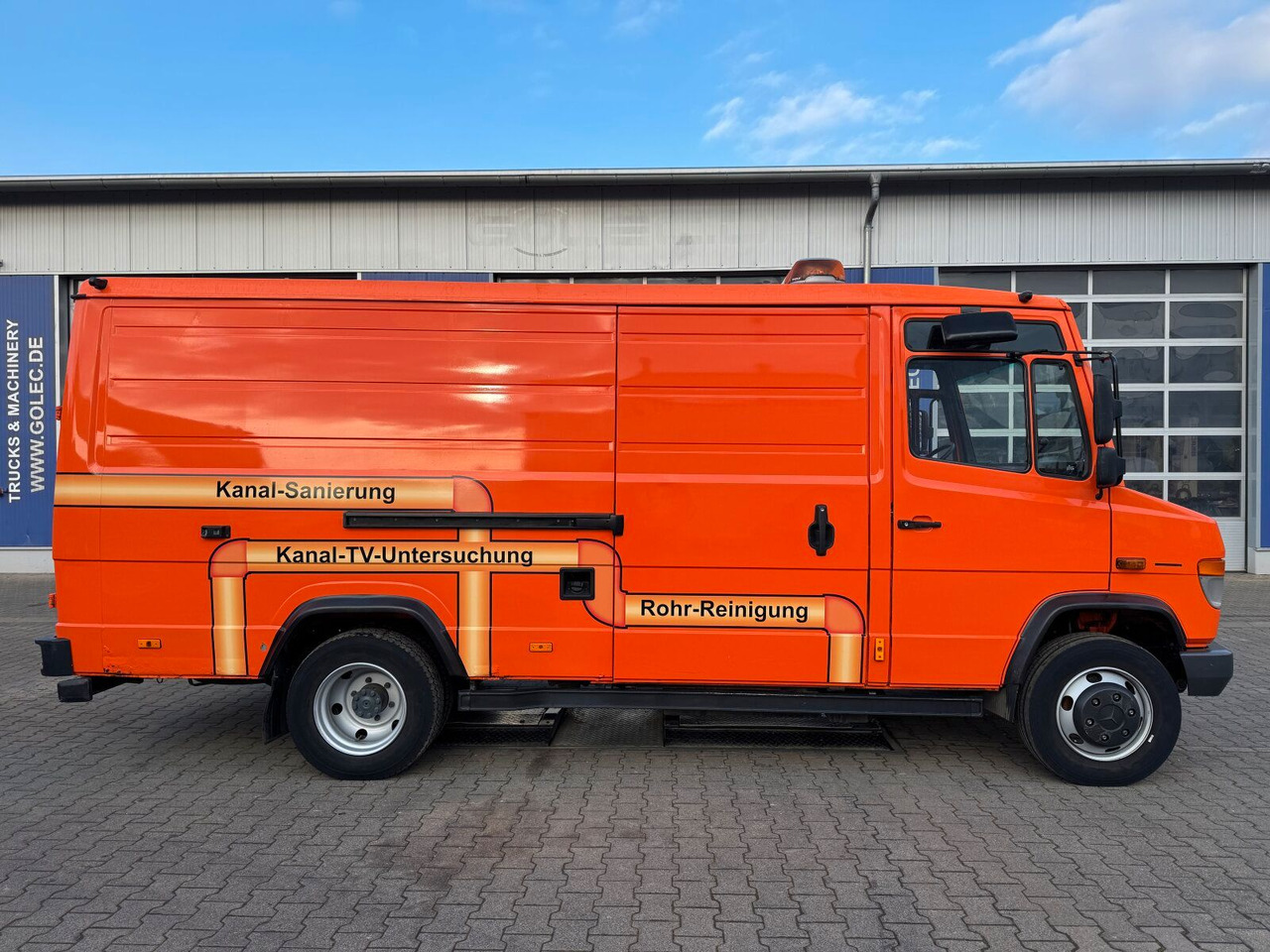 Mercedes-Benz Vario 818D Kanalreiniger Rockstroh Drain Jet 100 - فراغ شاحنة: صور 4 Mercedes-Benz Vario 818D Kanalreiniger Rockstroh Drain Jet 100 - فراغ شاحنة: صور 4