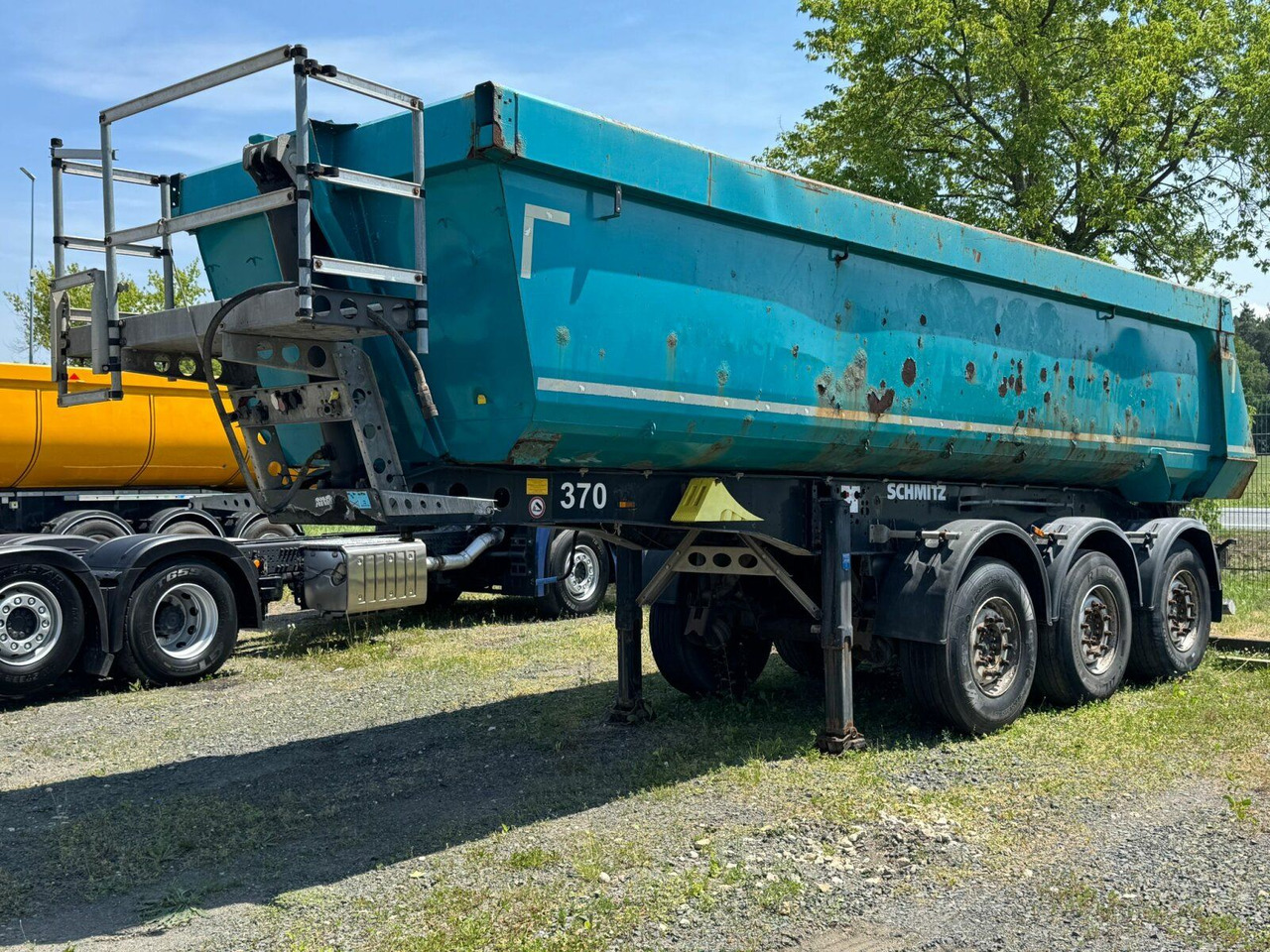 Schmitz Cargobull SKI 24 SL7.2 Kippauflieger 3 Achse - قلابة نصف مقطورة: صور 1 Schmitz Cargobull SKI 24 SL7.2 Kippauflieger 3 Achse - قلابة نصف مقطورة: صور 1