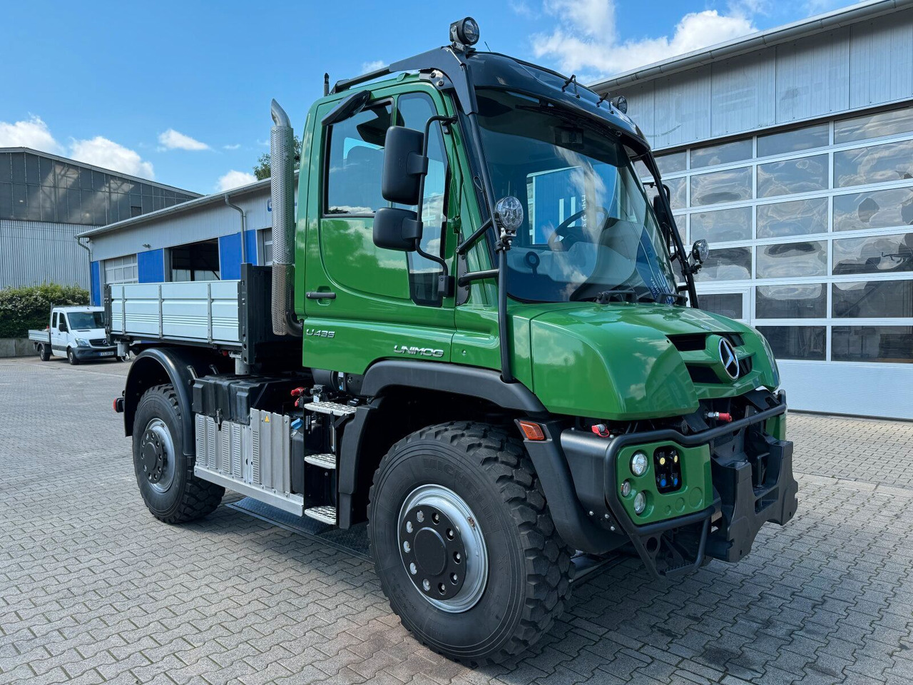 Unimog U435 Kipper mit Reifendruckregelanlage - قلابات: صور 1 Unimog U435 Kipper mit Reifendruckregelanlage - قلابات: صور 1