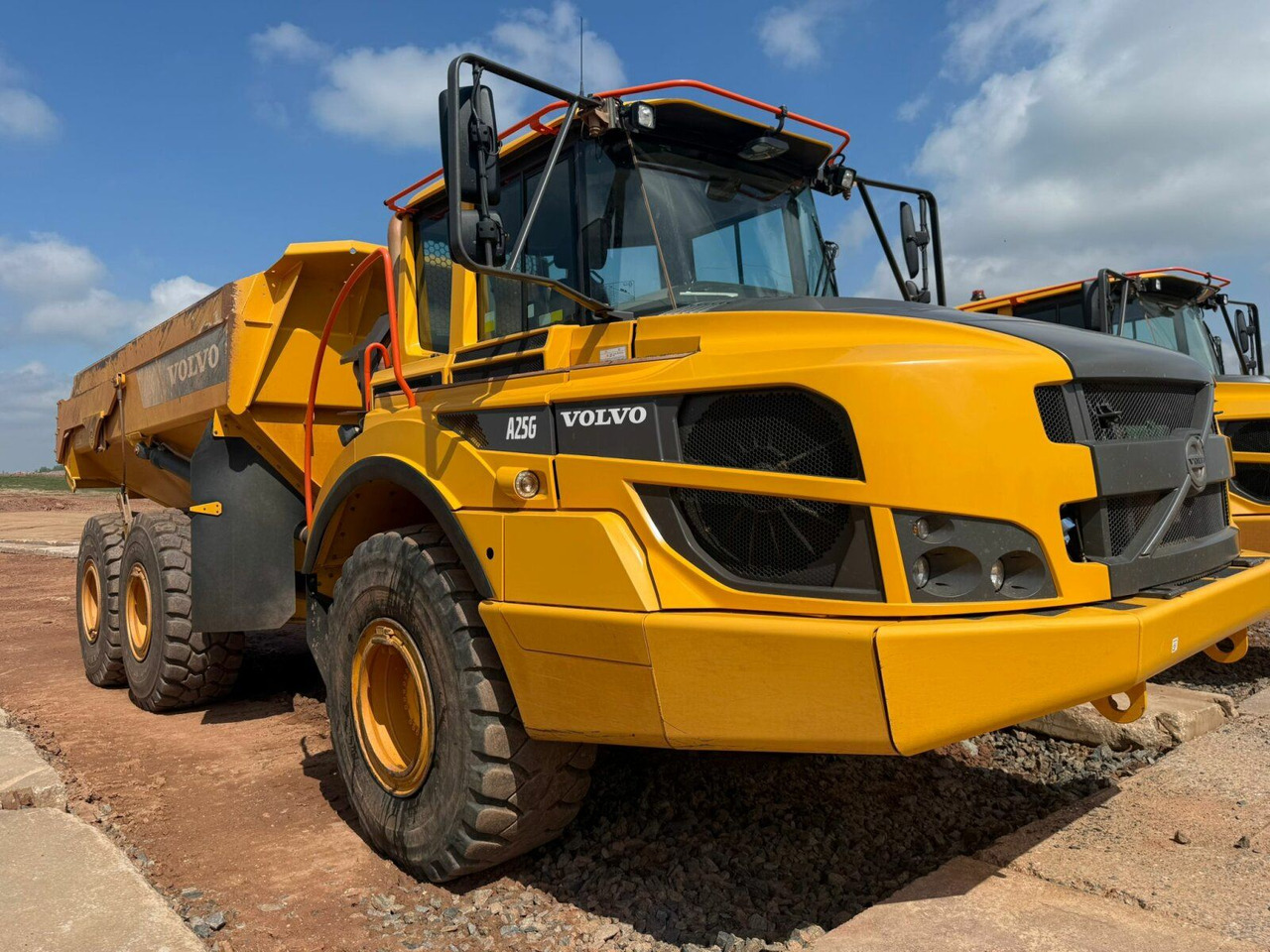 Volvo A25G Dumper 22,7 Ton TOP gepflegt - قلابات: صور 1 Volvo A25G Dumper 22,7 Ton TOP gepflegt - قلابات: صور 1