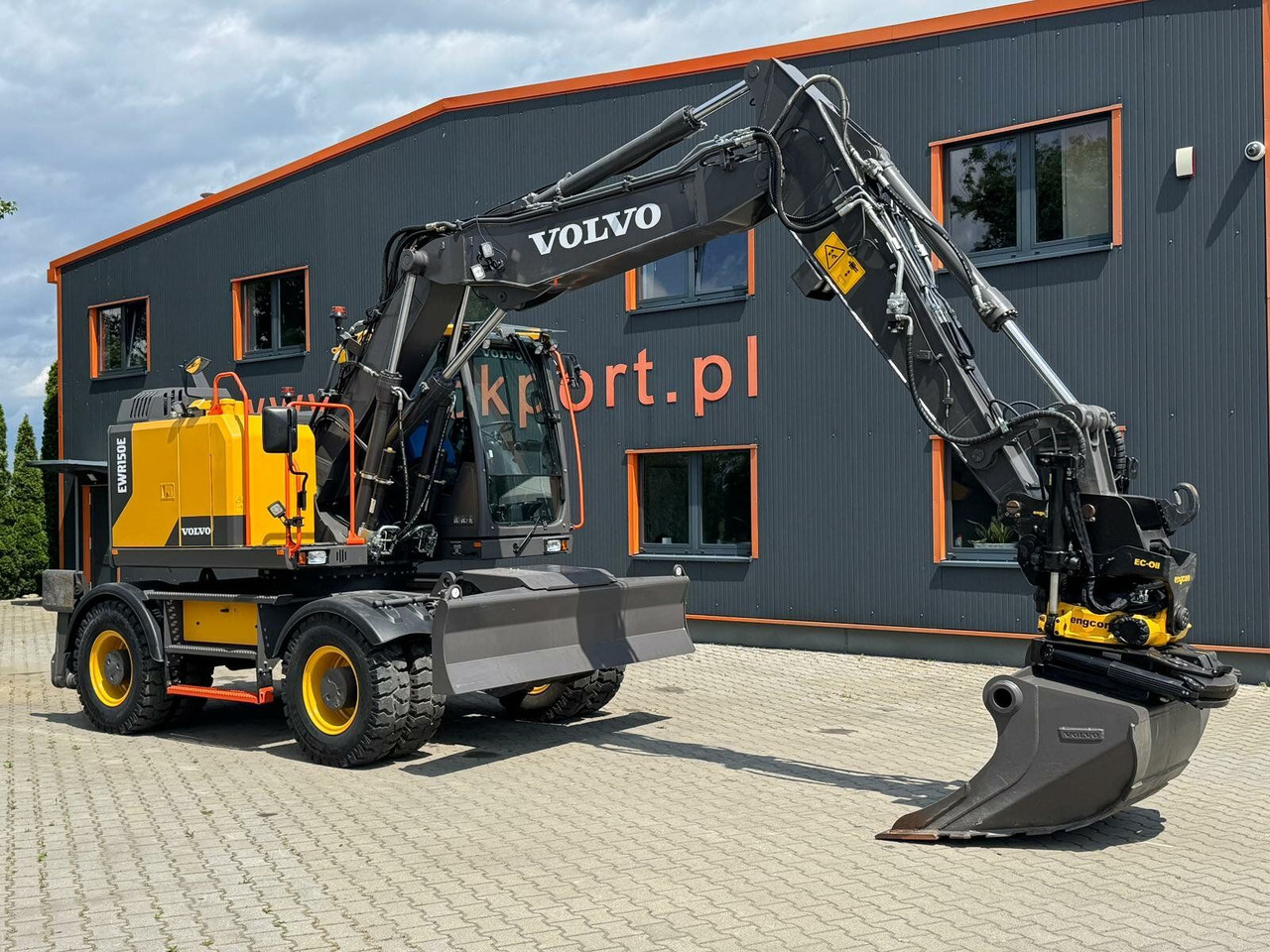 Volvo EWR150E Mobilbagger mit ROTATOR ENCONG EC319 - حفارة على عجلات: صور 3 Volvo EWR150E Mobilbagger mit ROTATOR ENCONG EC319 - حفارة على عجلات: صور 3