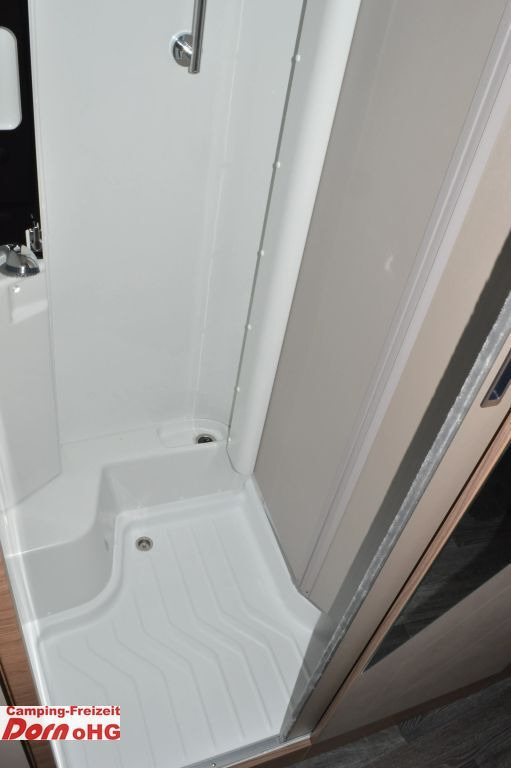 موتر هوم شبه متكامل Knaus Van TI 650 MEG VANSATION Automatik: صور 25 موتر هوم شبه متكامل Knaus Van TI 650 MEG VANSATION Automatik: صور 25