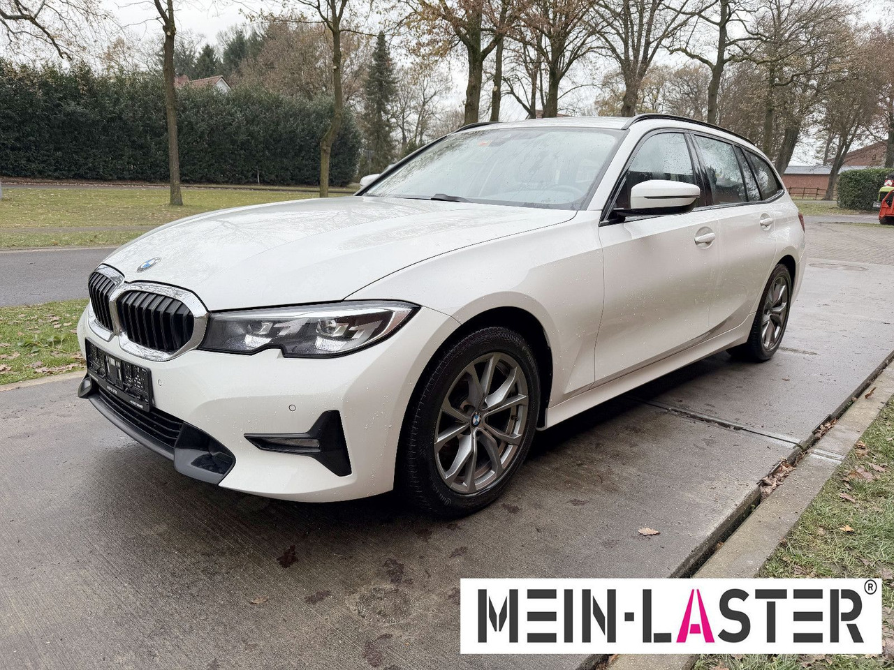 BMW 320 d xDrive touring Sport Line shadow AHK - سيارة ستيشن: صور 2 BMW 320 d xDrive touring Sport Line shadow AHK - سيارة ستيشن: صور 2
