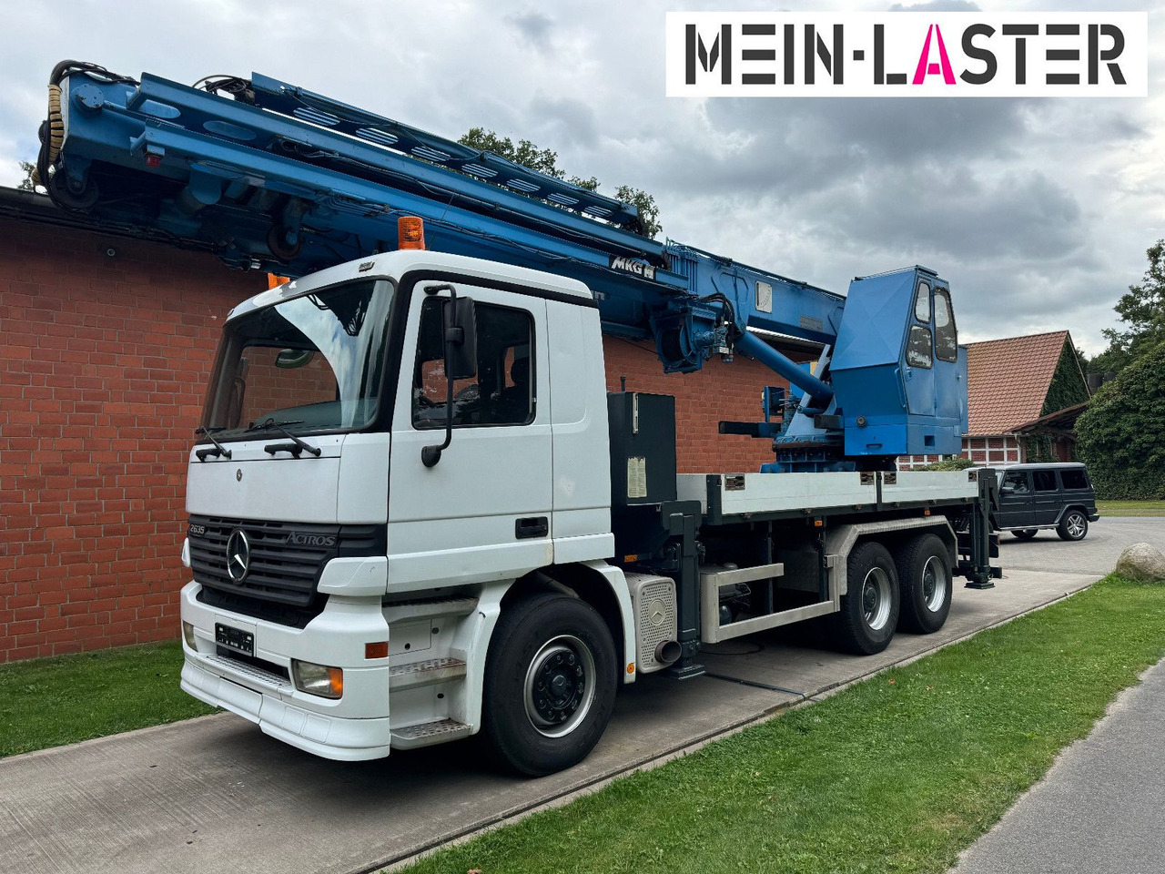 Mercedes-Benz 3335 V6 MKG 550 Ta2-a2 -46m 420 kg Funk - شاحنة كرين: صور 4 Mercedes-Benz 3335 V6 MKG 550 Ta2-a2 -46m 420 kg Funk - شاحنة كرين: صور 4