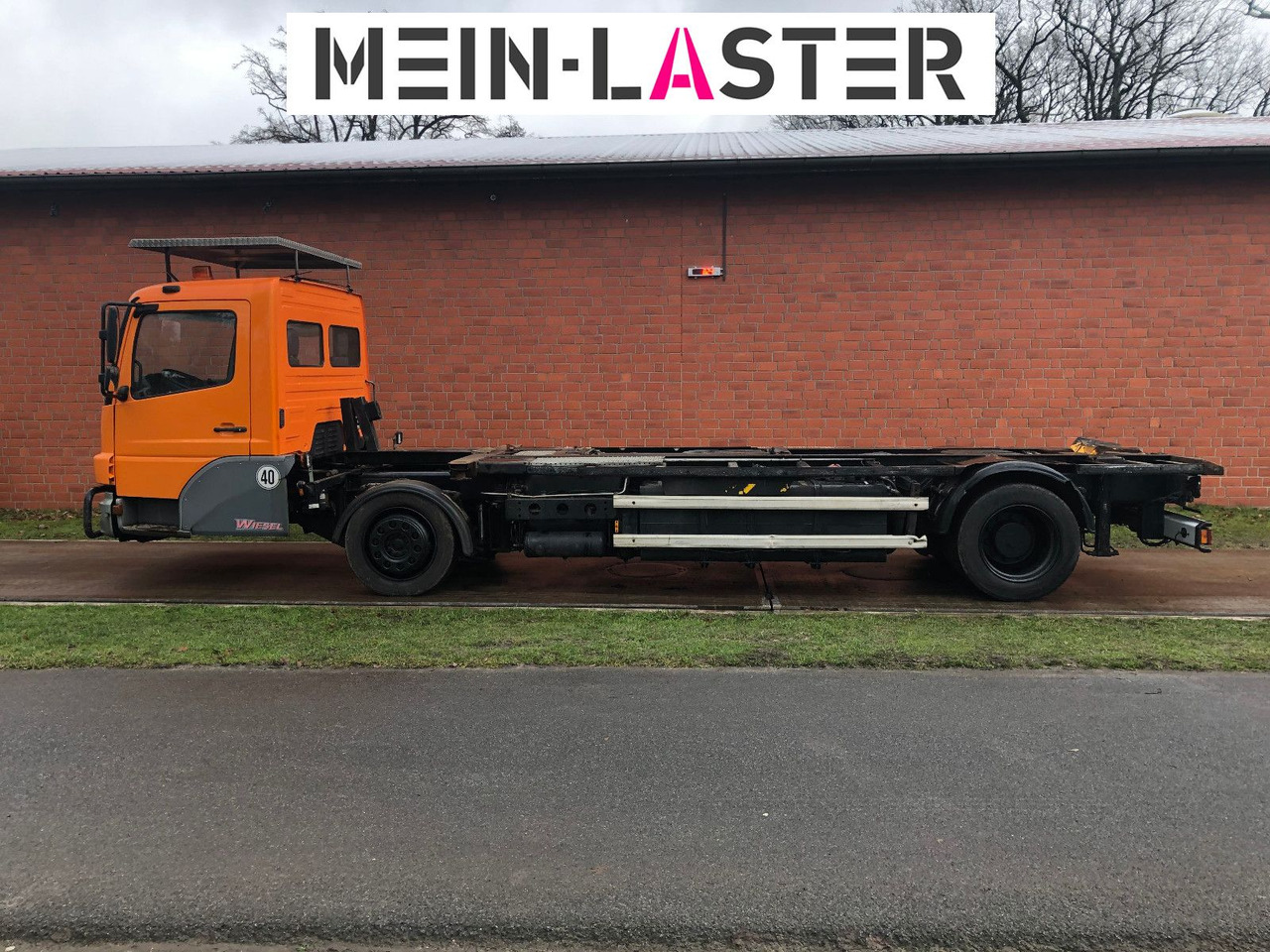 Mercedes-Benz Kamag Wiesel Umsetzter Sattelplatte - شاحنات الحاويات/ جسم علوي قابل للتغيير شاحنة: صور 5 Mercedes-Benz Kamag Wiesel Umsetzter Sattelplatte - شاحنات الحاويات/ جسم علوي قابل للتغيير شاحنة: صور 5