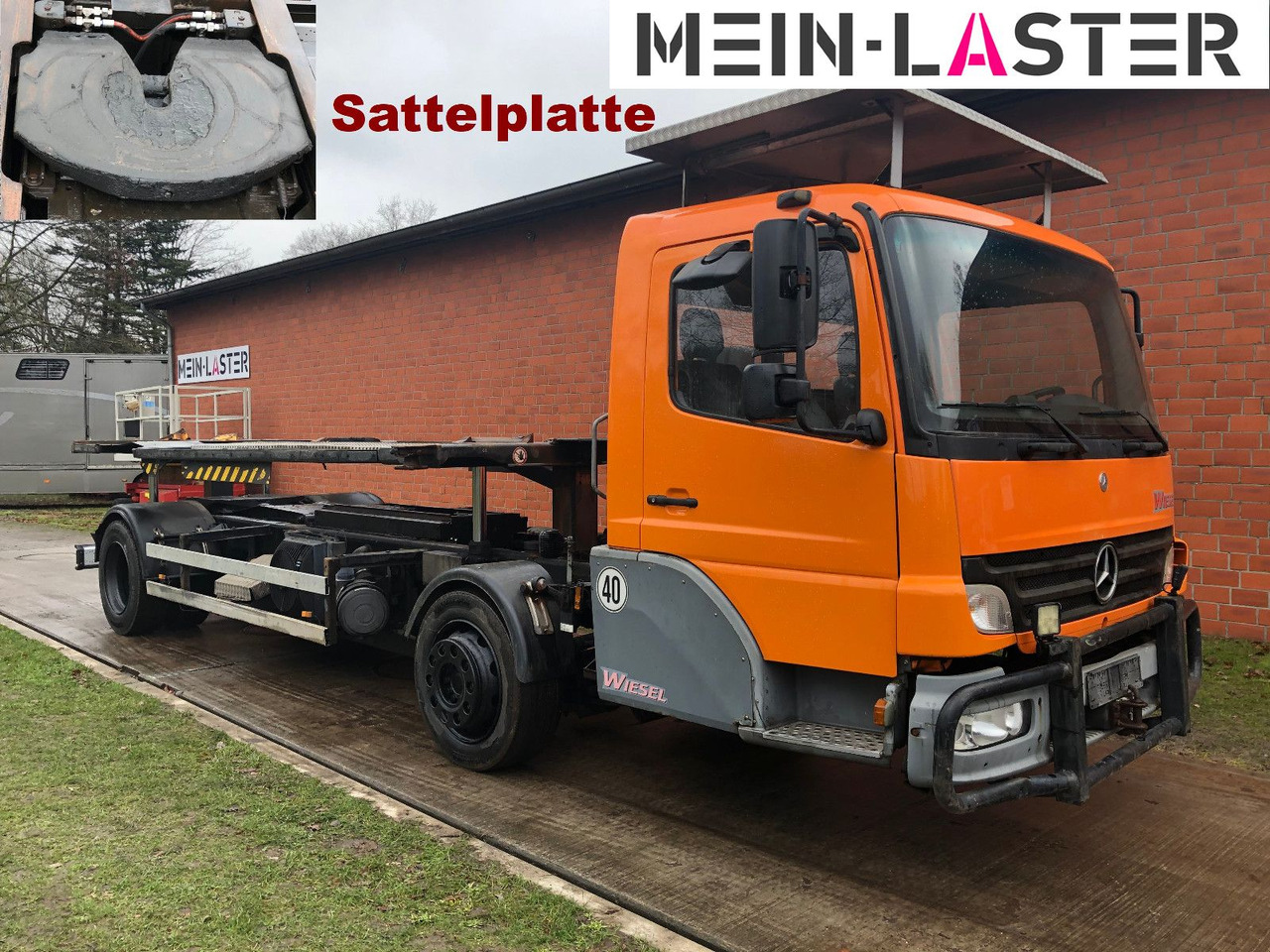 Mercedes-Benz Kamag Wiesel Umsetzter Sattelplatte - شاحنات الحاويات/ جسم علوي قابل للتغيير شاحنة: صور 1 Mercedes-Benz Kamag Wiesel Umsetzter Sattelplatte - شاحنات الحاويات/ جسم علوي قابل للتغيير شاحنة: صور 1