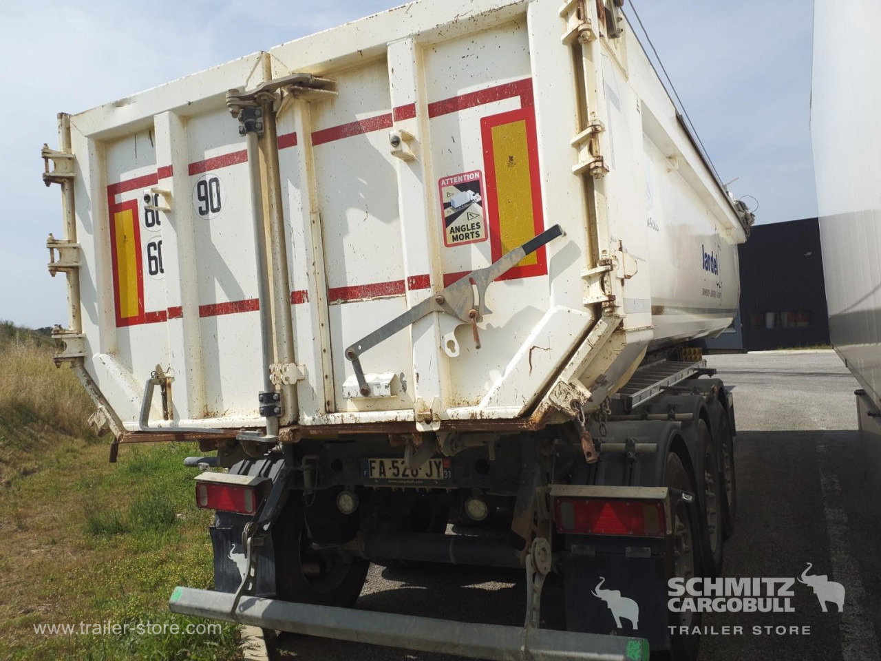 SCHMITZ Tipper Steel half pipe body 26m³ - قلابة نصف مقطورة: صور 4 SCHMITZ Tipper Steel half pipe body 26m³ - قلابة نصف مقطورة: صور 4