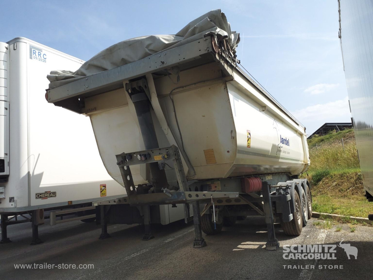 SCHMITZ Tipper Steel half pipe body 26m³ - قلابة نصف مقطورة: صور 3 SCHMITZ Tipper Steel half pipe body 26m³ - قلابة نصف مقطورة: صور 3