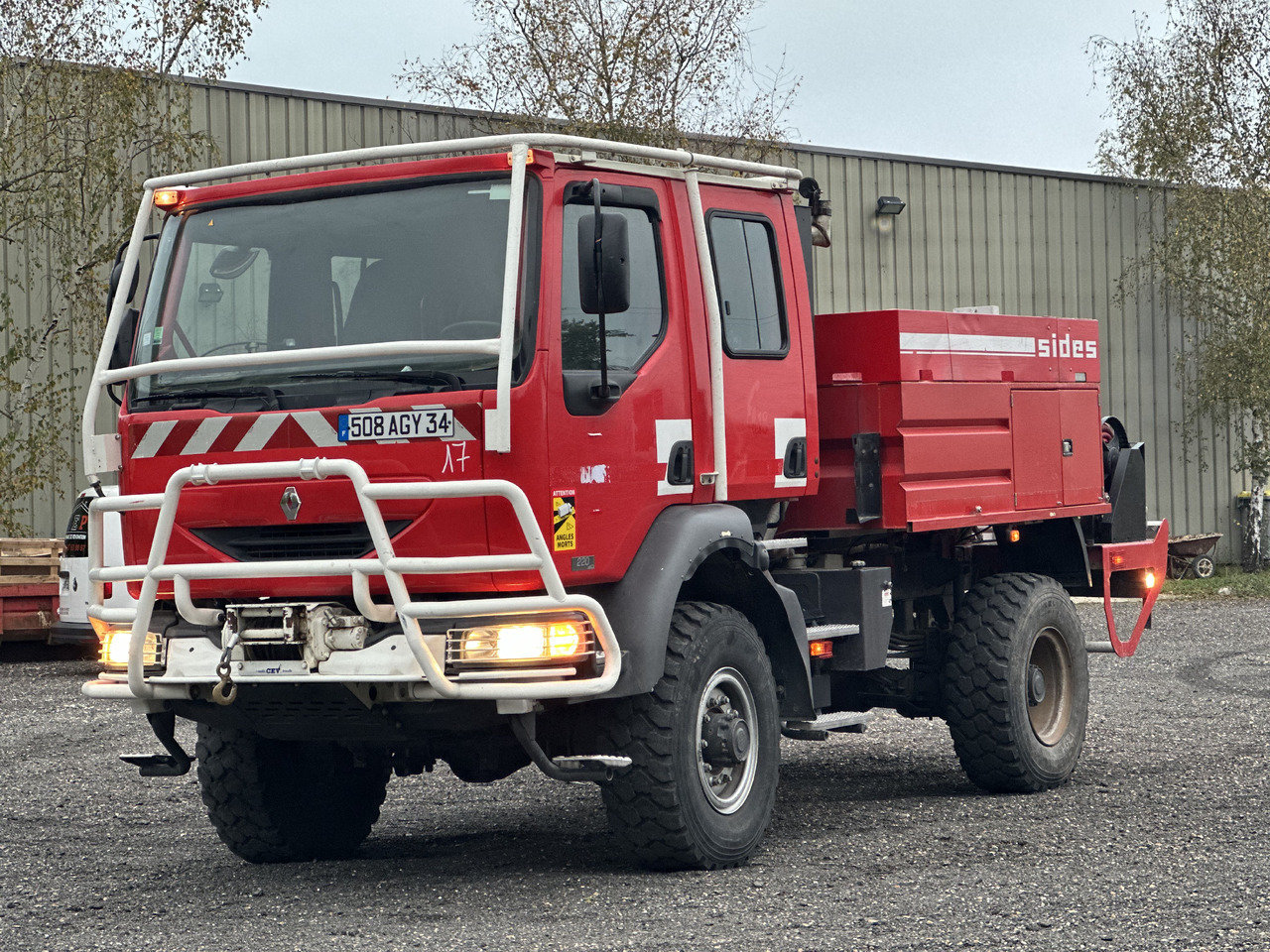 RENAULT Midlum 220 4x4 - المطافئ: صور 2 RENAULT Midlum 220 4x4 - المطافئ: صور 2