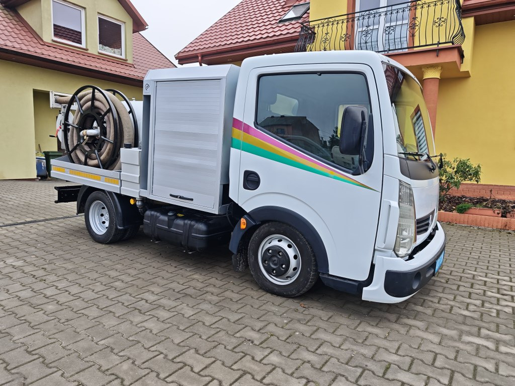 Renault Maxity Kanalreiniger Hydrocureur Saugwagen - فراغ شاحنة: صور 4 Renault Maxity Kanalreiniger Hydrocureur Saugwagen - فراغ شاحنة: صور 4
