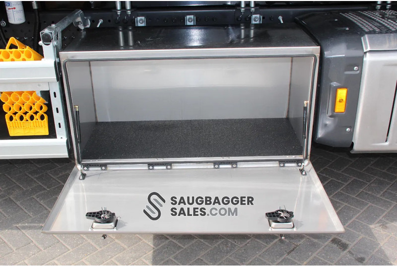 فراغ شاحنة Mercedes-Benz Arocs 2551 MTS DINO 8 Suction Excavator: صور 16