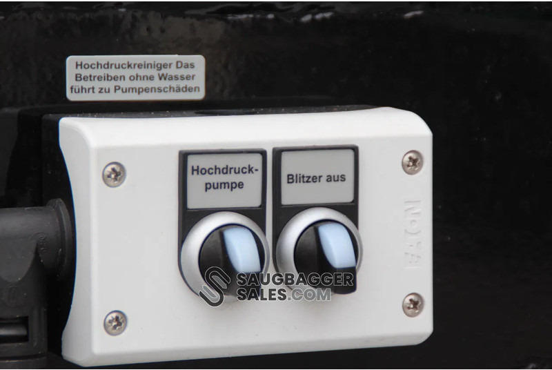 فراغ شاحنة Mercedes-Benz Arocs 2551 MTS DINO 8 Suction Excavator: صور 13