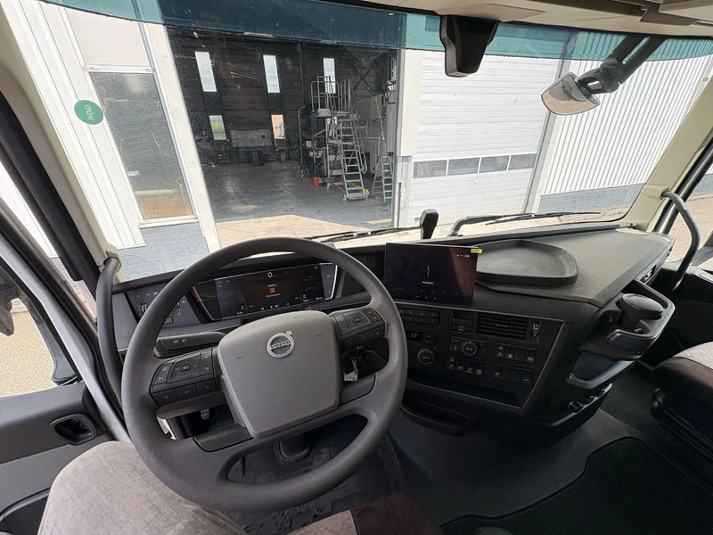Volvo FH 500 Volvo FH 500 Amphitec Vortex 9000 - فراغ شاحنة: صور 3 Volvo FH 500 Volvo FH 500 Amphitec Vortex 9000 - فراغ شاحنة: صور 3