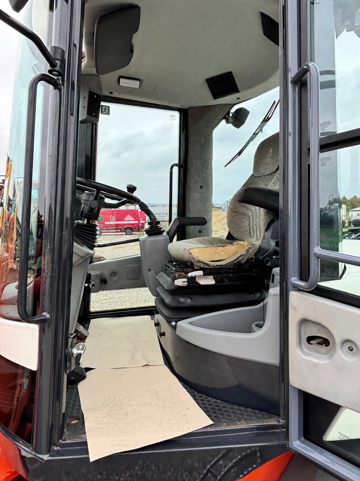 TEREX TL 100 - اللودر بعجل: صور 5 TEREX TL 100 - اللودر بعجل: صور 5