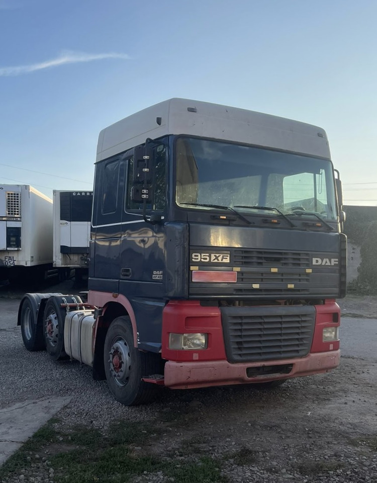 DAF 95.430 - شاحنة جرار: صور 2 DAF 95.430 - شاحنة جرار: صور 2