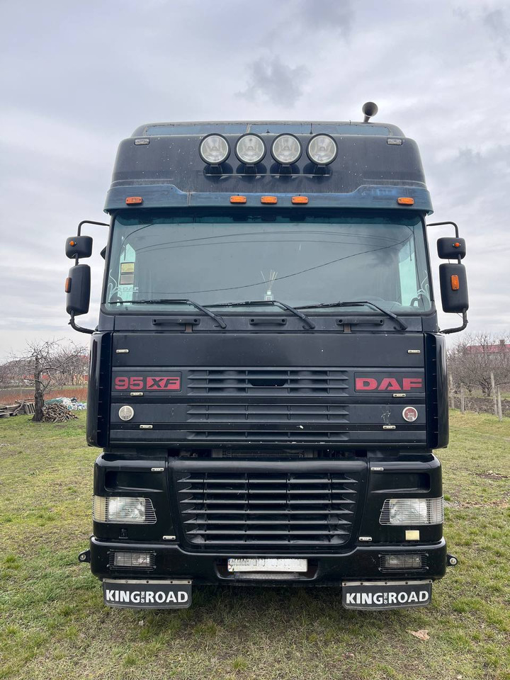DAF 95XF480 - شاحنة جرار: صور 2 DAF 95XF480 - شاحنة جرار: صور 2