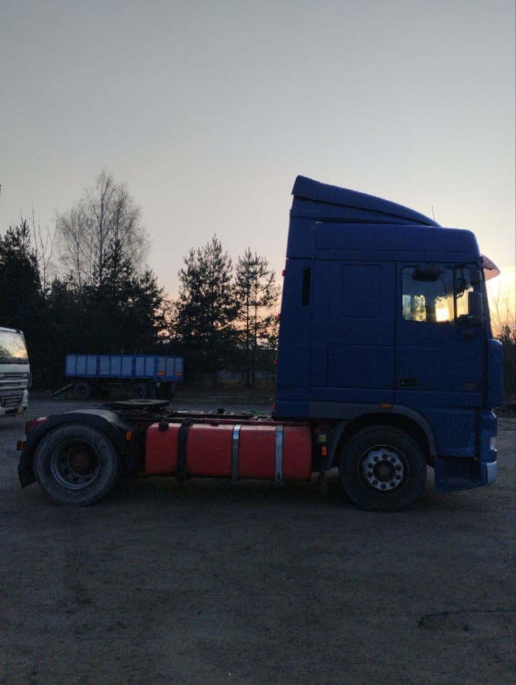 DAF XF 95.380 - شاحنة جرار: صور 3 DAF XF 95.380 - شاحنة جرار: صور 3