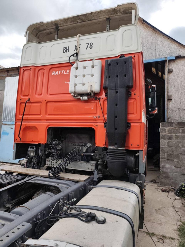DAF XF 95.430 - شاحنة جرار: صور 3 DAF XF 95.430 - شاحنة جرار: صور 3