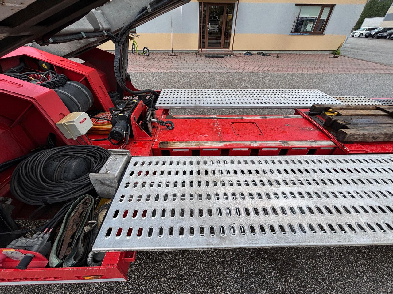 شاحنة نقل سيارات نصف مقطورة KÄSSBOHRER: صور 14