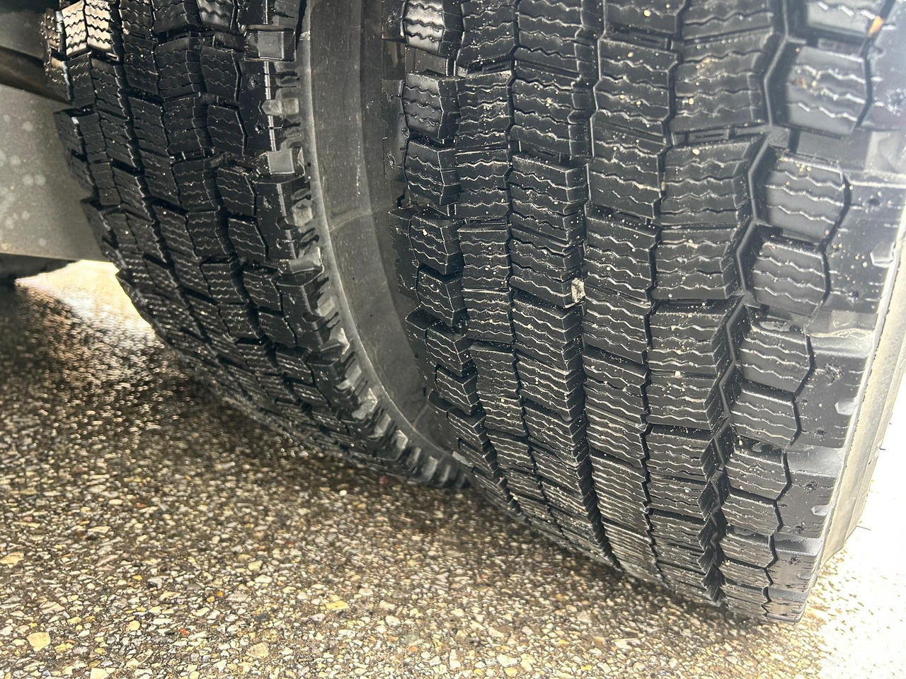 شاحنة القمامة MERCEDES-BENZ ANTOS 2546: صور 15