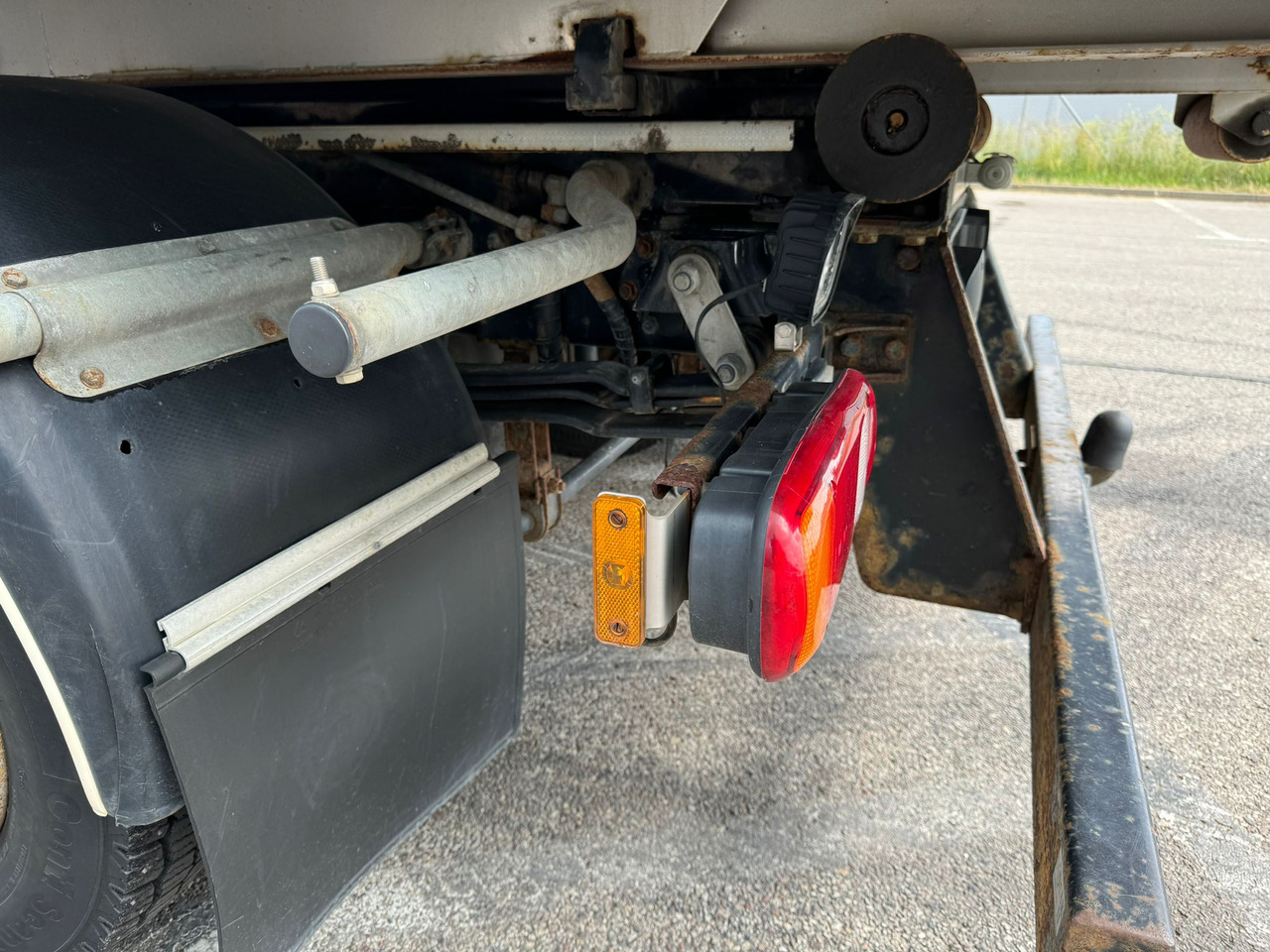 شاحنة ذات الخطاف RENAULT D7,5: صور 28