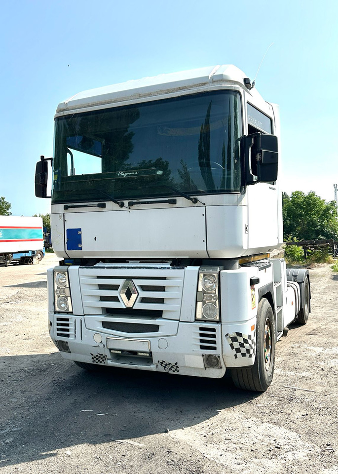 RENAULT Magnum 440 - شاحنة جرار: صور 3 RENAULT Magnum 440 - شاحنة جرار: صور 3