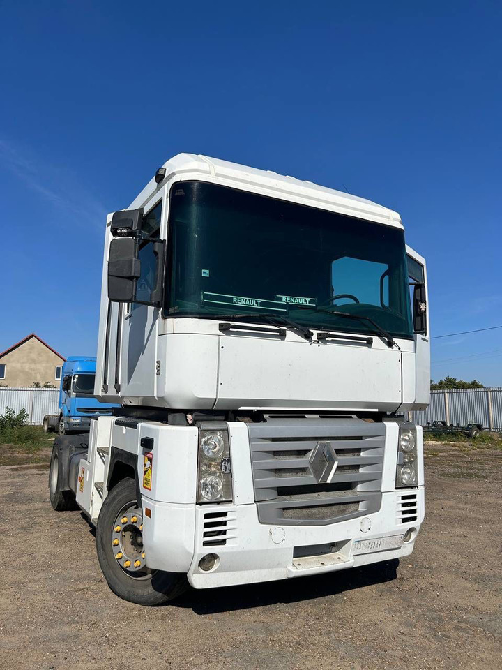 RENAULT Magnum 440 - شاحنة جرار: صور 1 RENAULT Magnum 440 - شاحنة جرار: صور 1